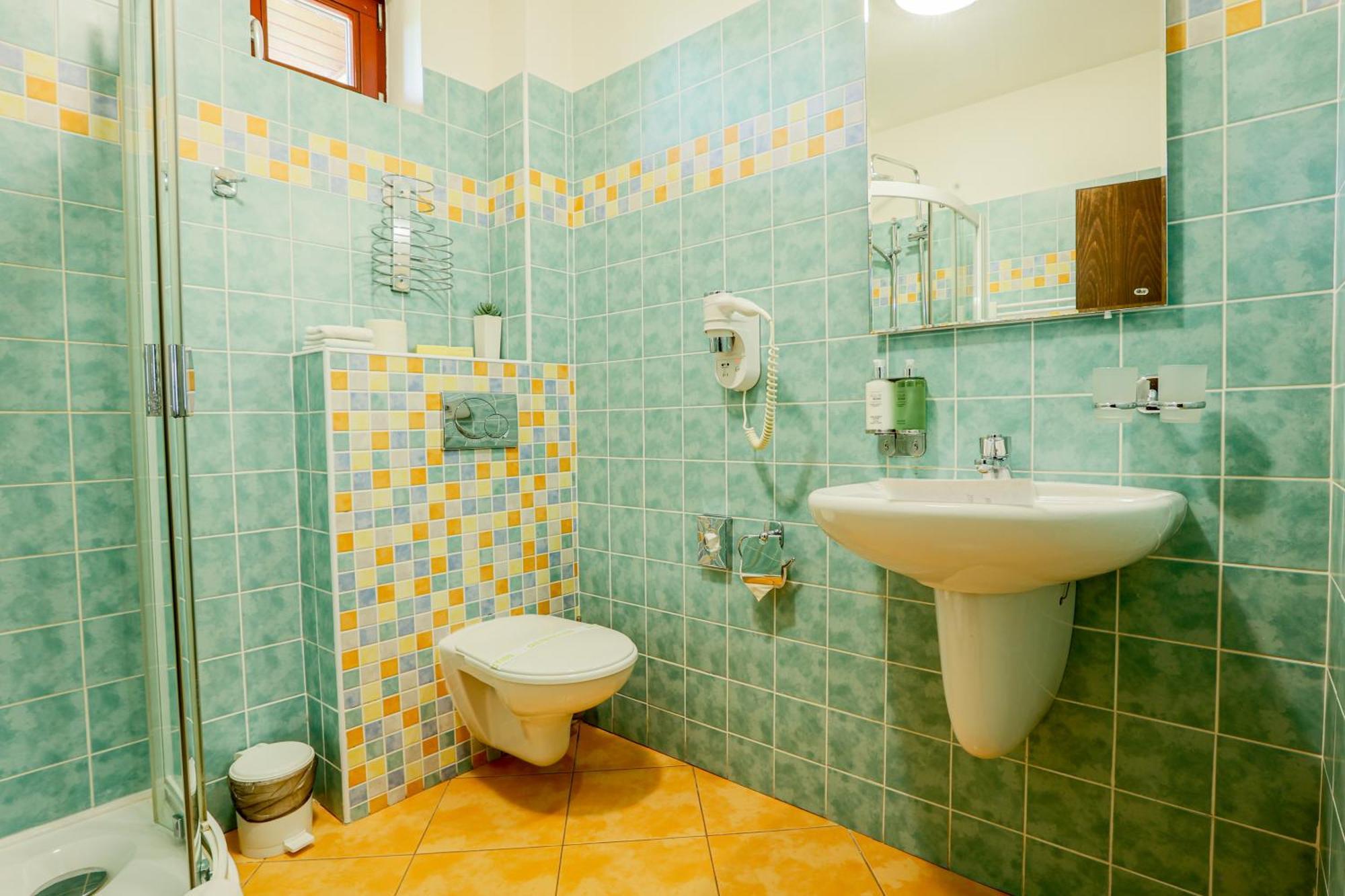 Grand Hotel Senica, Garni Екстериор снимка
